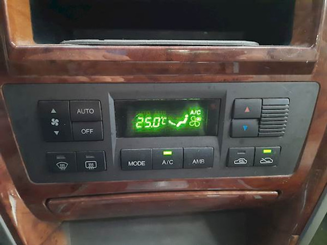 Truck Hyundai TERRACAN: picture 10