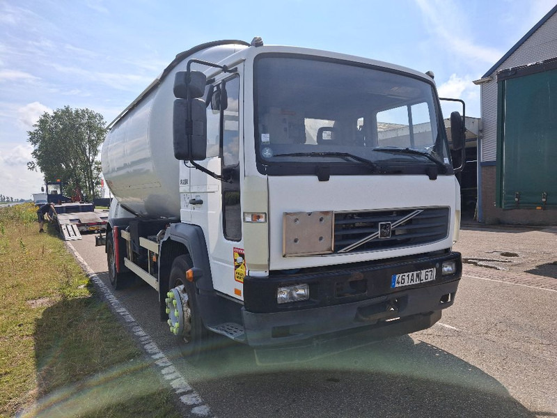 Volvo FL 250 GAS / LPG - Tank truck: picture 2 Volvo FL 250 GAS / LPG - Tank truck: picture 2