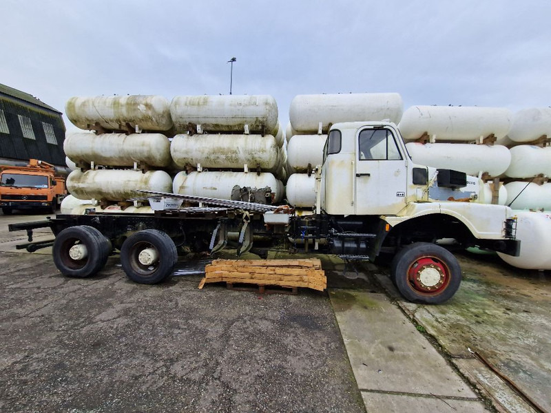 Volvo N10 6x6 - Cab chassis truck: picture 3 Volvo N10 6x6 - Cab chassis truck: picture 3