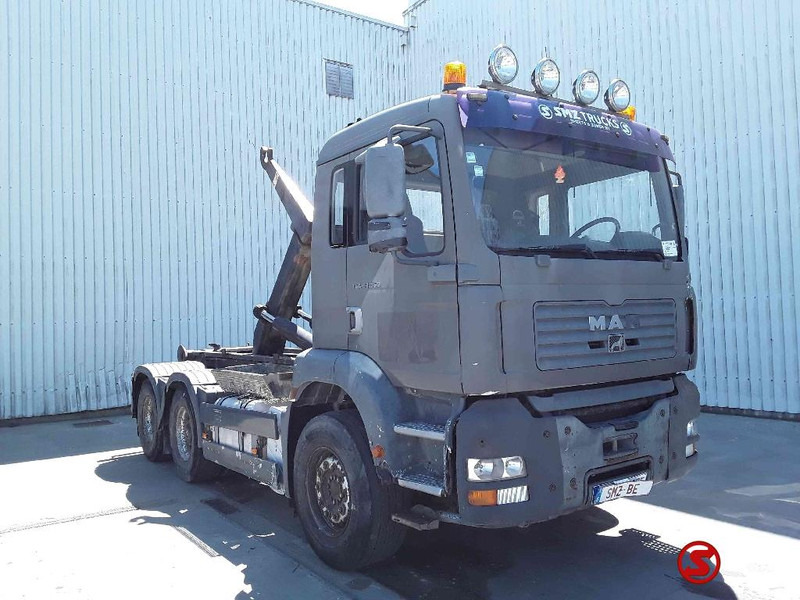 MAN TGA 33.360 manual pump - Container transporter/ Swap body truck: picture 1 MAN TGA 33.360 manual pump - Container transporter/ Swap body truck: picture 1