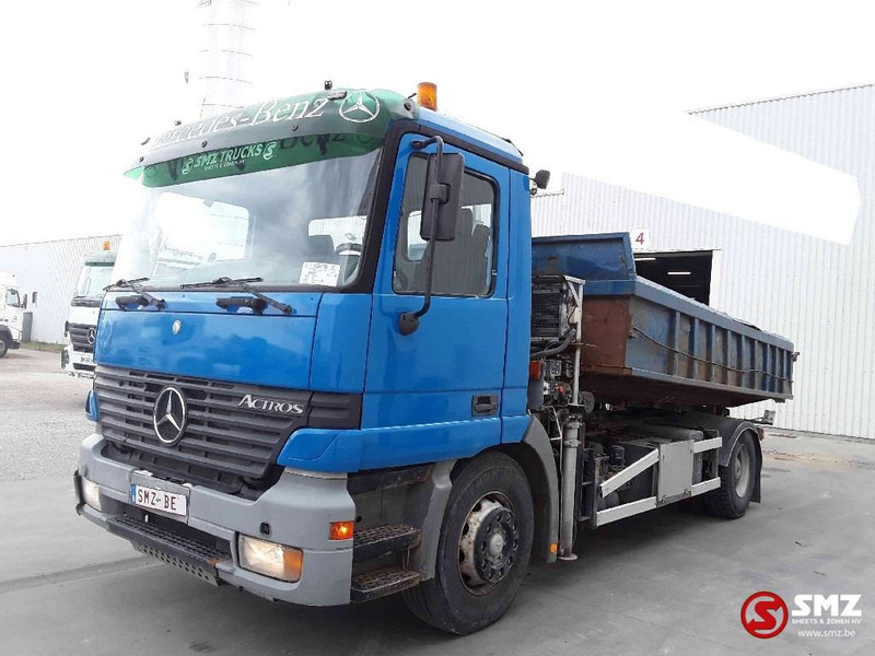 Mercedes-Benz Actros 1835 - Container transporter/ Swap body truck, Crane truck: picture 3 Mercedes-Benz Actros 1835 - Container transporter/ Swap body truck, Crane truck: picture 3