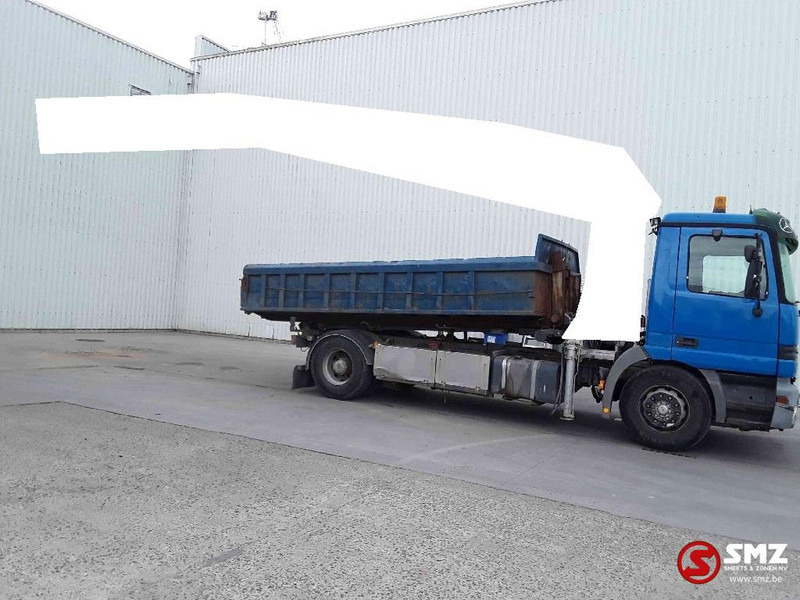 Mercedes-Benz Actros 1835 - Container transporter/ Swap body truck, Crane truck: picture 4 Mercedes-Benz Actros 1835 - Container transporter/ Swap body truck, Crane truck: picture 4