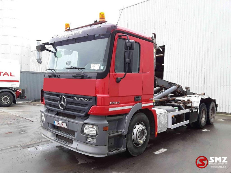 Mercedes-Benz Actros 2644 6x4 lames zps - Container transporter/ Swap body truck: picture 3 Mercedes-Benz Actros 2644 6x4 lames zps - Container transporter/ Swap body truck: picture 3