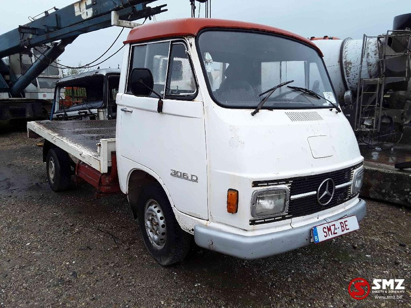 Mercedes-Benz  - Dropside/ Flatbed truck: picture 1 Mercedes-Benz  - Dropside/ Flatbed truck: picture 1