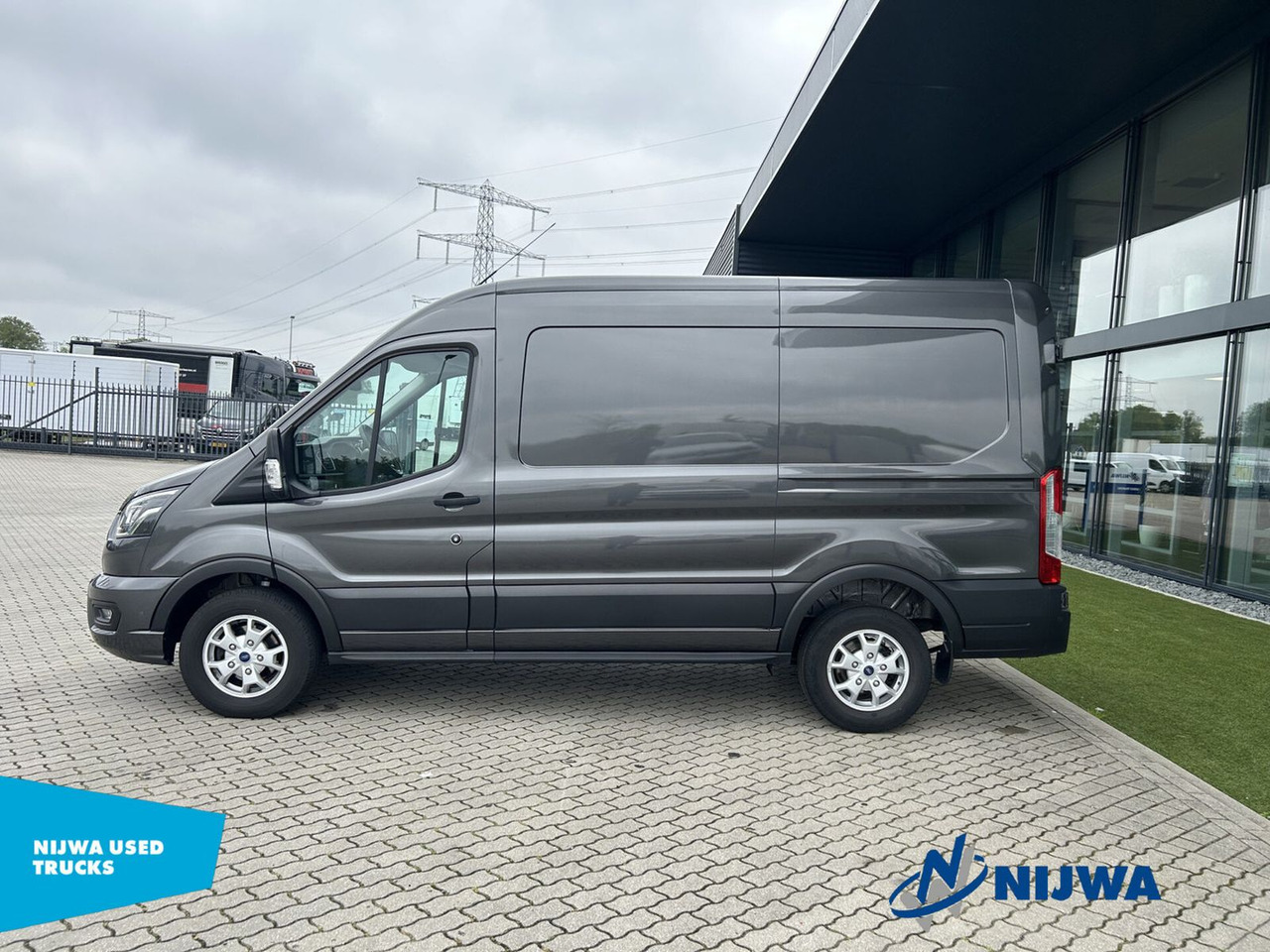 Ford Transit 350 L2H3 Limited Trekhaak + Navigatie - Panel van: picture 5 Ford Transit 350 L2H3 Limited Trekhaak + Navigatie - Panel van: picture 5