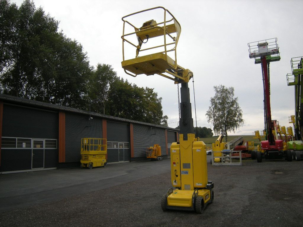 Haulotte Arbeitsbühne Haulotte Star 10, AH 10 m - Truck mounted aerial platform: picture 2 Haulotte Arbeitsbühne Haulotte Star 10, AH 10 m - Truck mounted aerial platform: picture 2