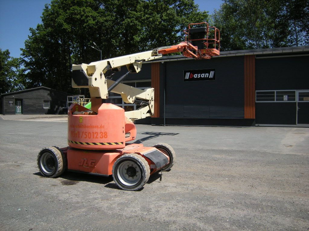 JLG E450 AJ Gelenkteleskoparbeitsbühne 16 m - Truck mounted aerial platform: picture 2 JLG E450 AJ Gelenkteleskoparbeitsbühne 16 m - Truck mounted aerial platform: picture 2