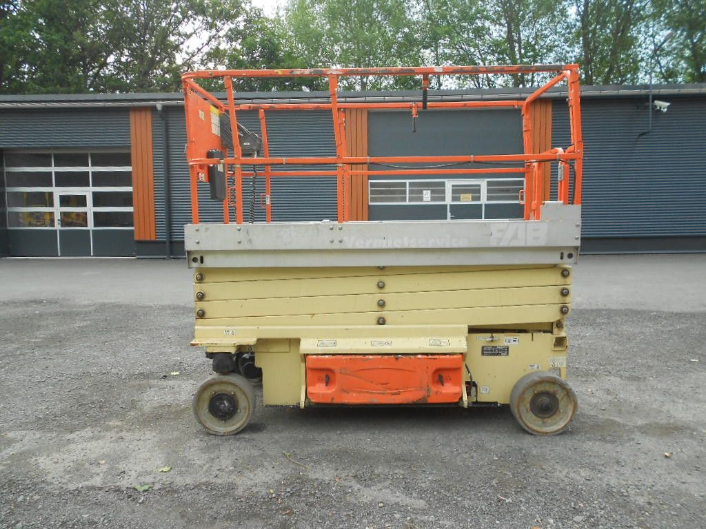 Scissor lift JLG JLG 3246, Scherenarbeitsbühne, 11,9 m: picture 16