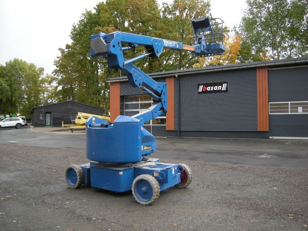 JLG N40E Gelenkteleskoparbeitsbühne 14 m - Truck mounted aerial platform: picture 2 JLG N40E Gelenkteleskoparbeitsbühne 14 m - Truck mounted aerial platform: picture 2