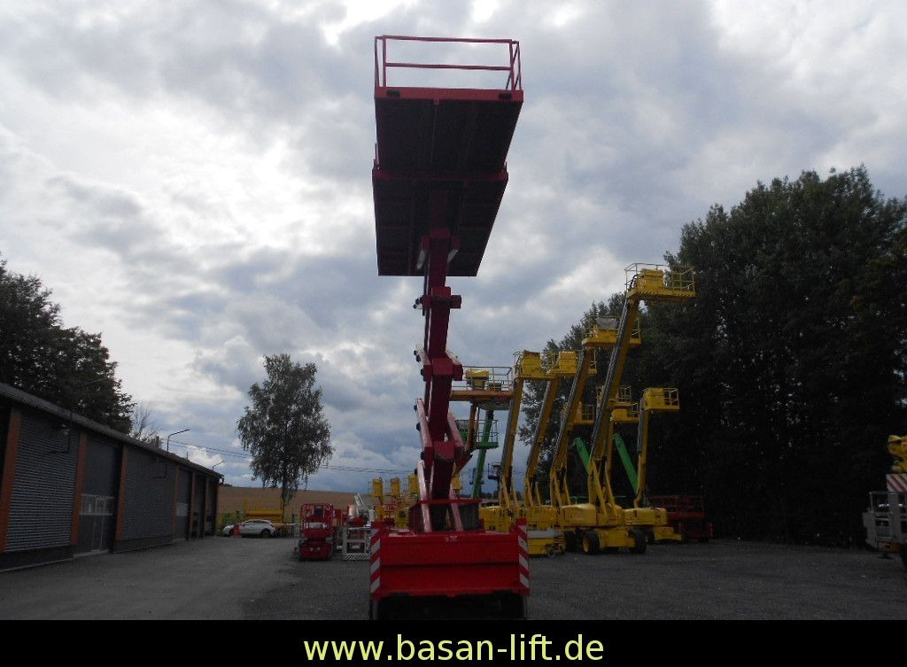 Scherenarbeitsbühne Liftlux SL205-25D4WD, AH 22 Scherenarbeitsbühne Liftlux SL205-25D4WD, AH 22 - Scissor lift: picture 4 Scherenarbeitsbühne Liftlux SL205-25D4WD, AH 22 Scherenarbeitsbühne Liftlux SL205-25D4WD, AH 22 - Scissor lift: picture 4