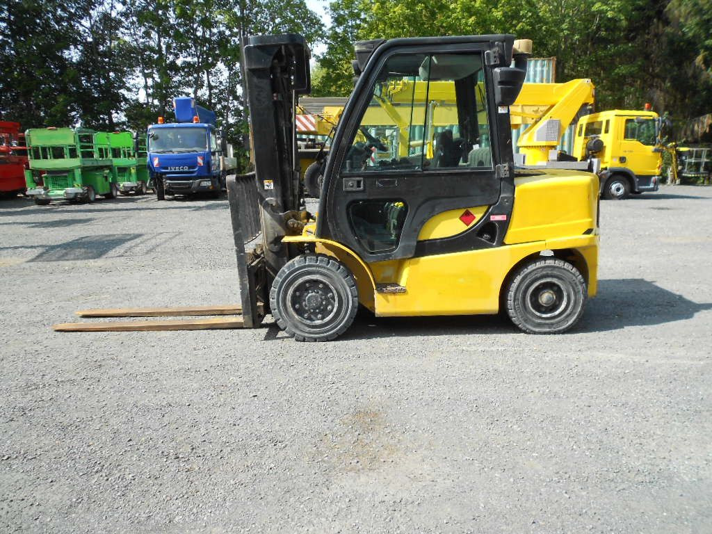 Yale GDP40VX, 4 Tonnen Stapler Yale GDP40VX, 4 Tonnen Stapler - Diesel forklift: picture 5 Yale GDP40VX, 4 Tonnen Stapler Yale GDP40VX, 4 Tonnen Stapler - Diesel forklift: picture 5