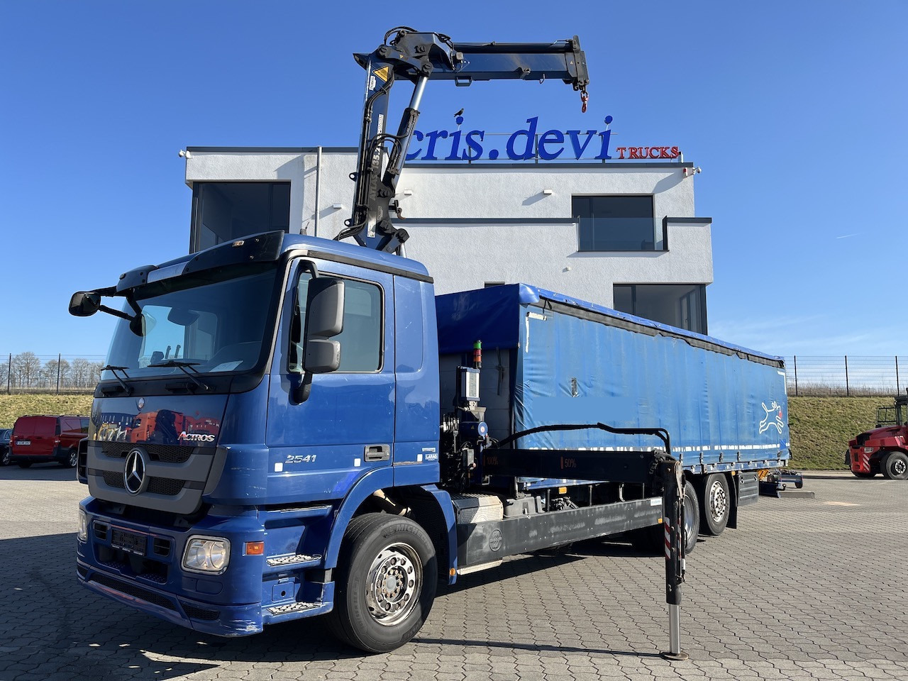 Mercedes-Benz 2541 6x2 Atlas 135.2E Pritsche 8,20 m Ausziehbar - Curtainsider truck, Crane truck: picture 1 Mercedes-Benz 2541 6x2 Atlas 135.2E Pritsche 8,20 m Ausziehbar - Curtainsider truck, Crane truck: picture 1
