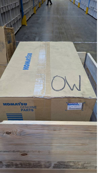 Komatsu WA475-10 - HYDRAULIC PUMP 421-S95-7060 - Hydraulics for Construction machinery: picture 1 Komatsu WA475-10 - HYDRAULIC PUMP 421-S95-7060 - Hydraulics for Construction machinery: picture 1