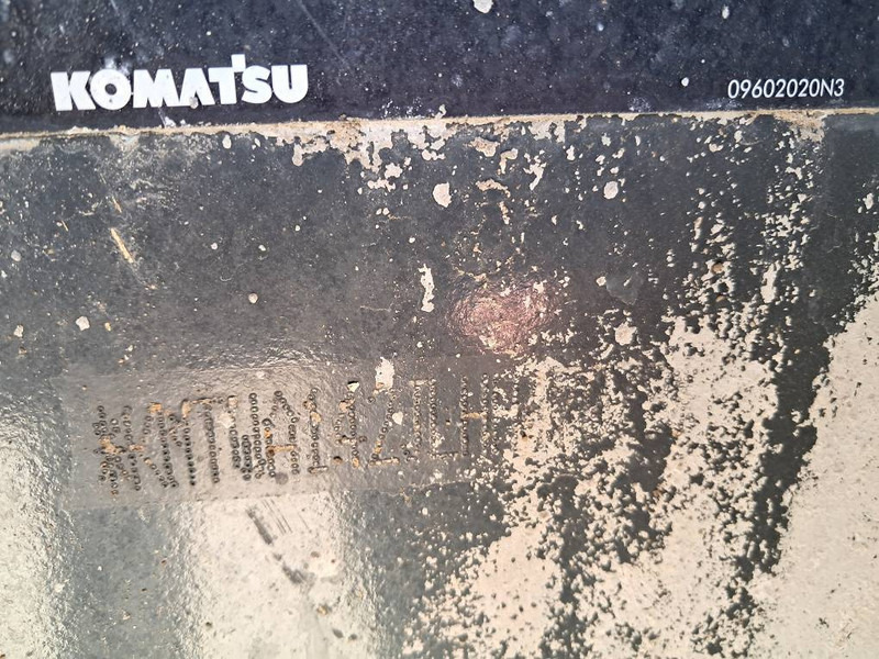 Wheel loader Komatsu WA475-10E0: picture 18
