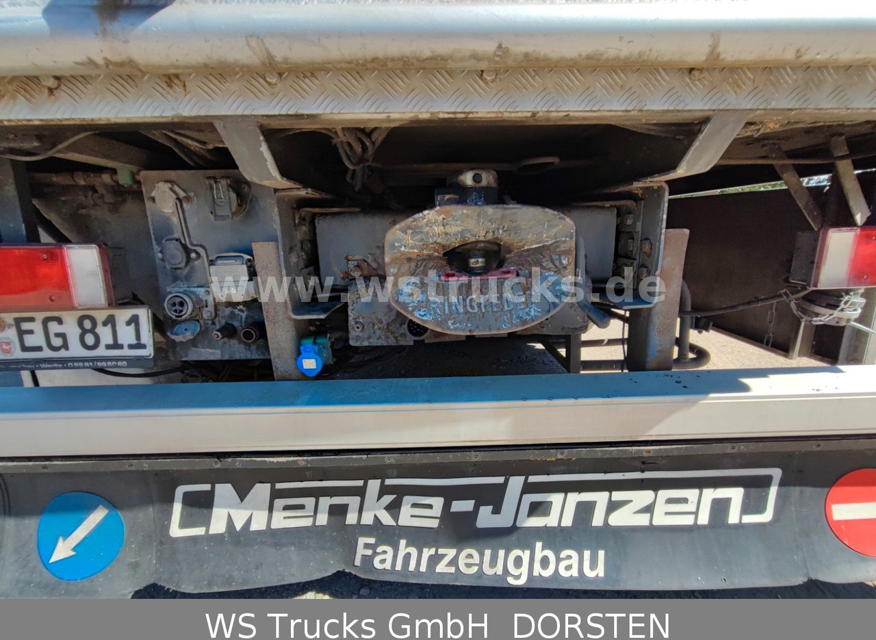 DAF XF 410 SC Menke Doppelstock - Horse truck: picture 3 DAF XF 410 SC Menke Doppelstock - Horse truck: picture 3