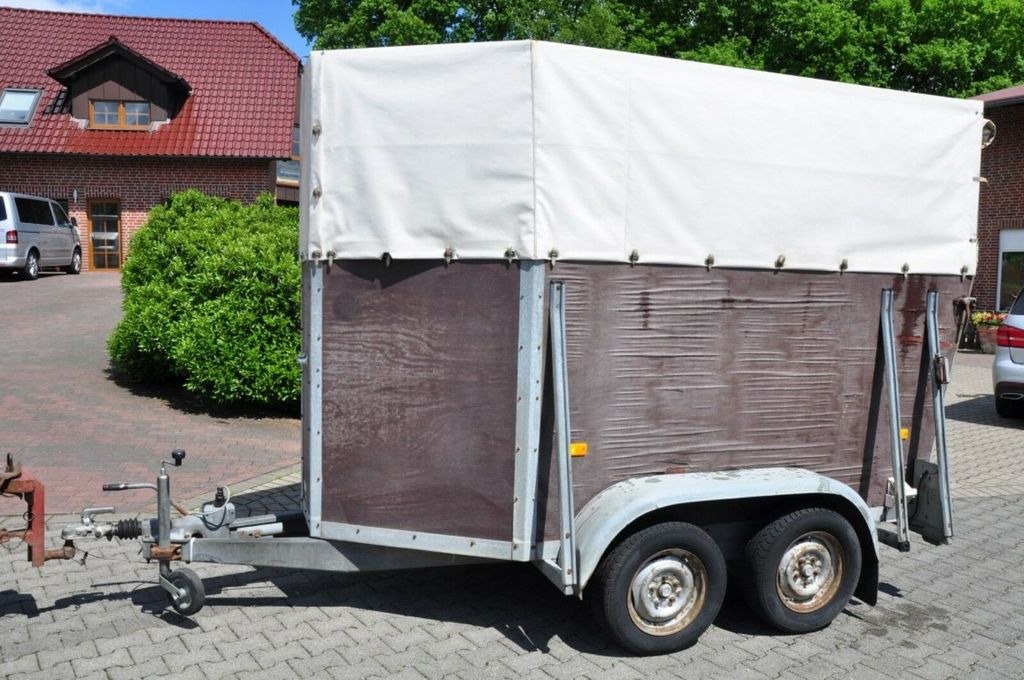 Holz Plane 1,5 Pferde - Horse trailer: picture 2 Holz Plane 1,5 Pferde - Horse trailer: picture 2