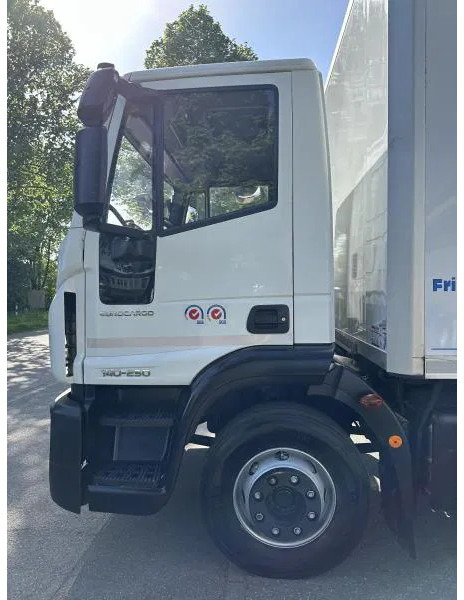 Iveco EuroCargo 140 140-250 Tiefkühl Multitemp - Refrigerator truck: picture 3 Iveco EuroCargo 140 140-250 Tiefkühl Multitemp - Refrigerator truck: picture 3