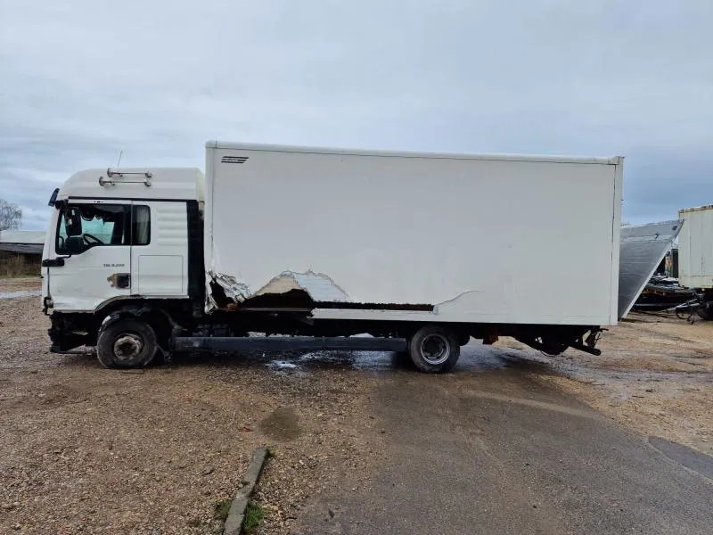 MAN BL UNFALL Koffer Langes Haus Klima - Panel van: picture 3 MAN BL UNFALL Koffer Langes Haus Klima - Panel van: picture 3