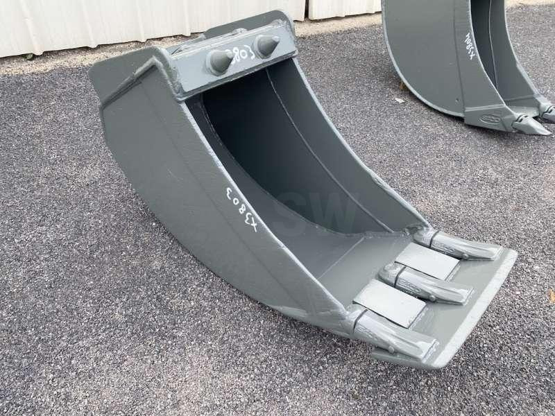MECALAC 450mm - Series 8 / 10 / 11 et 12 - Excavator bucket for Construction machinery: picture 1 MECALAC 450mm - Series 8 / 10 / 11 et 12 - Excavator bucket for Construction machinery: picture 1