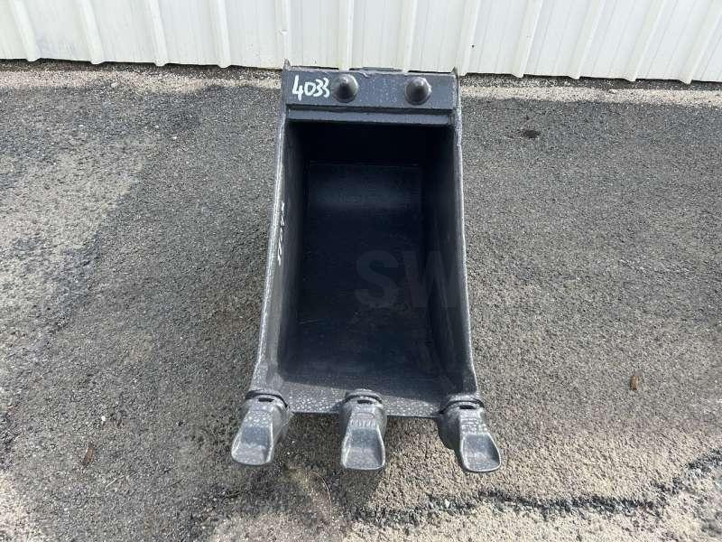 MECALAC serie 12 - 450mm - Excavator bucket for Construction machinery: picture 3 MECALAC serie 12 - 450mm - Excavator bucket for Construction machinery: picture 3