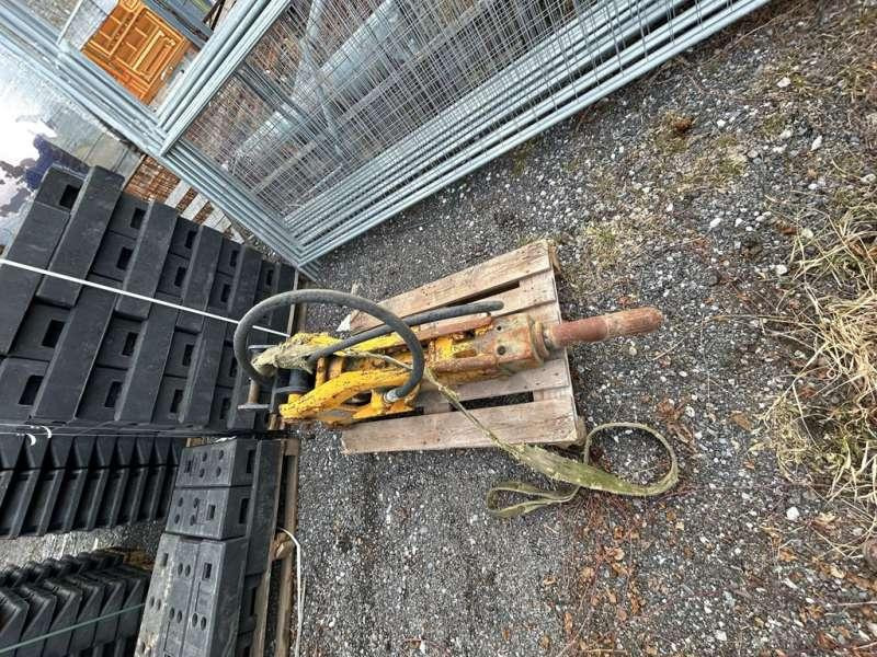 Hydraulic hammer MONTABERT PELLE 8 TONNES / TRACTOPELLE: picture 8