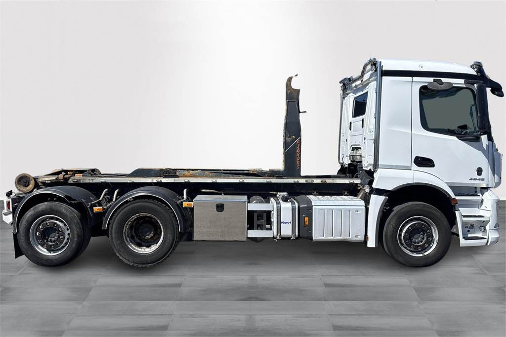 Mercedes-Benz Actros 2546 L Koukkulaite - Hook lift truck: picture 4 Mercedes-Benz Actros 2546 L Koukkulaite - Hook lift truck: picture 4