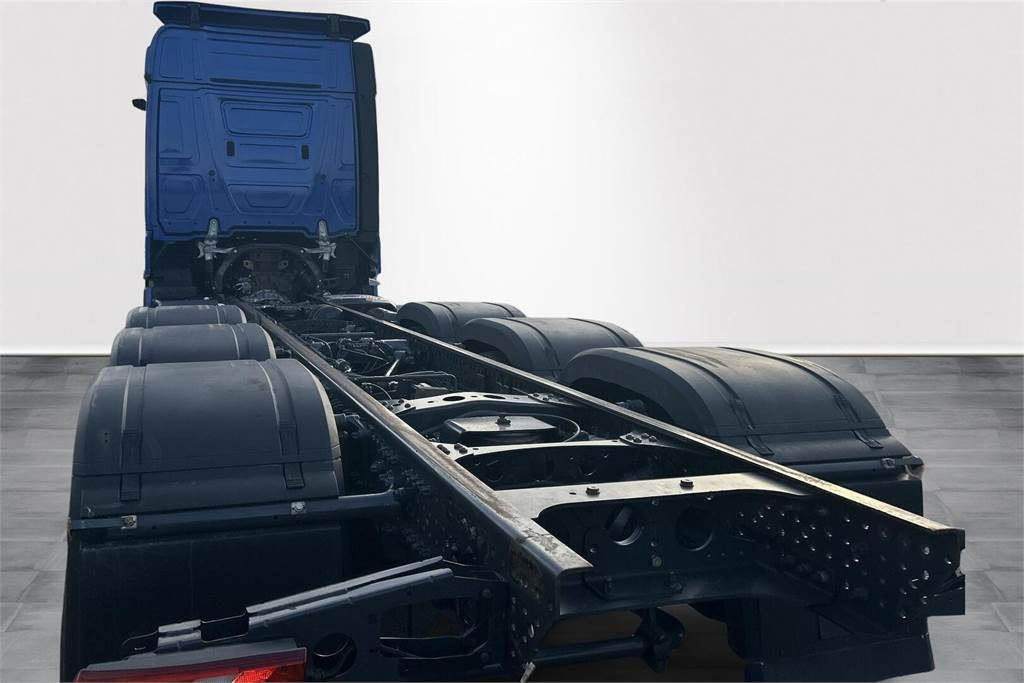 Mercedes-Benz Actros 3563 - Cab chassis truck: picture 5 Mercedes-Benz Actros 3563 - Cab chassis truck: picture 5