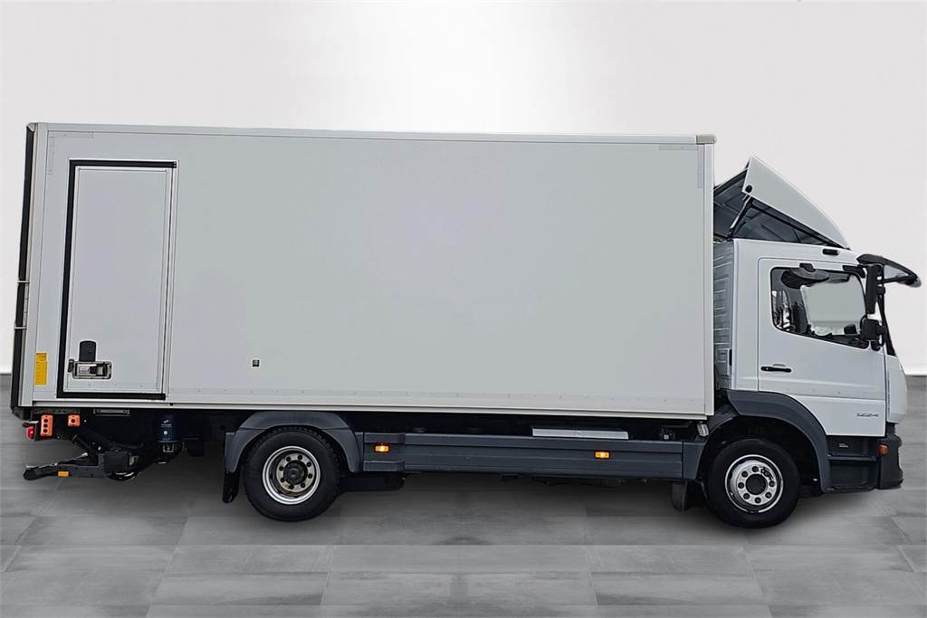 Mercedes-Benz Atego 1224L UMPIKORI + PL - Box truck: picture 4 Mercedes-Benz Atego 1224L UMPIKORI + PL - Box truck: picture 4