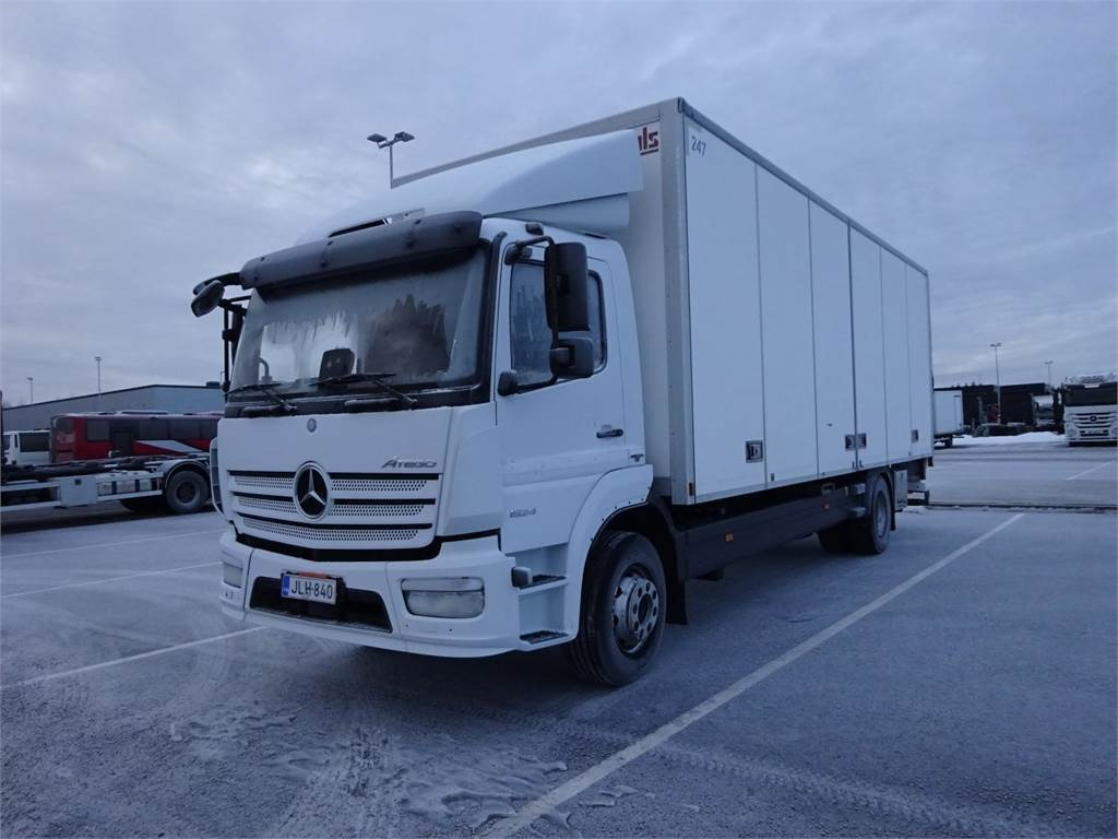 Mercedes-Benz Atego 1524L KSA-kori + PL - Box truck: picture 1 Mercedes-Benz Atego 1524L KSA-kori + PL - Box truck: picture 1
