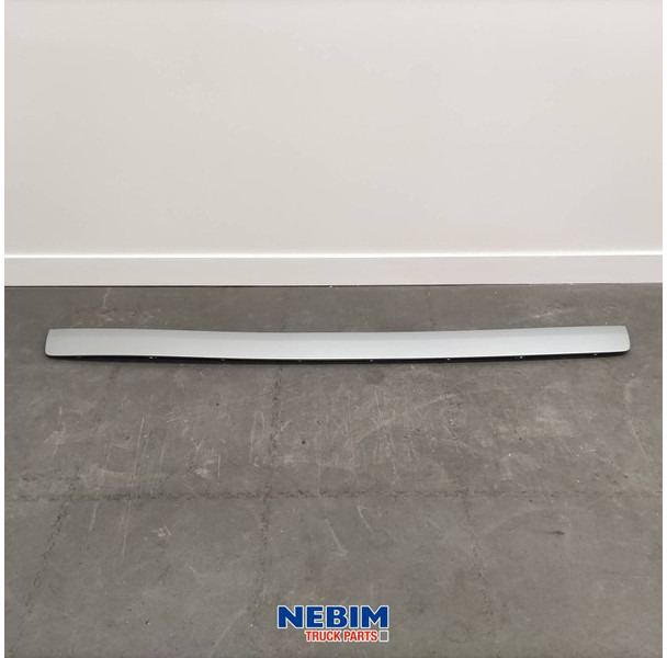 Volvo Volvo - 21443695 - Zonneklep sierlijst zilver FH16 - Spare parts for Truck: picture 1 Volvo Volvo - 21443695 - Zonneklep sierlijst zilver FH16 - Spare parts for Truck: picture 1