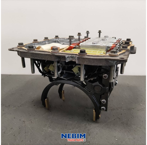 Volvo Volvo - 21911582 - Cilinderhuis AT versnellingsbak - Spare parts for Truck: picture 2 Volvo Volvo - 21911582 - Cilinderhuis AT versnellingsbak - Spare parts for Truck: picture 2