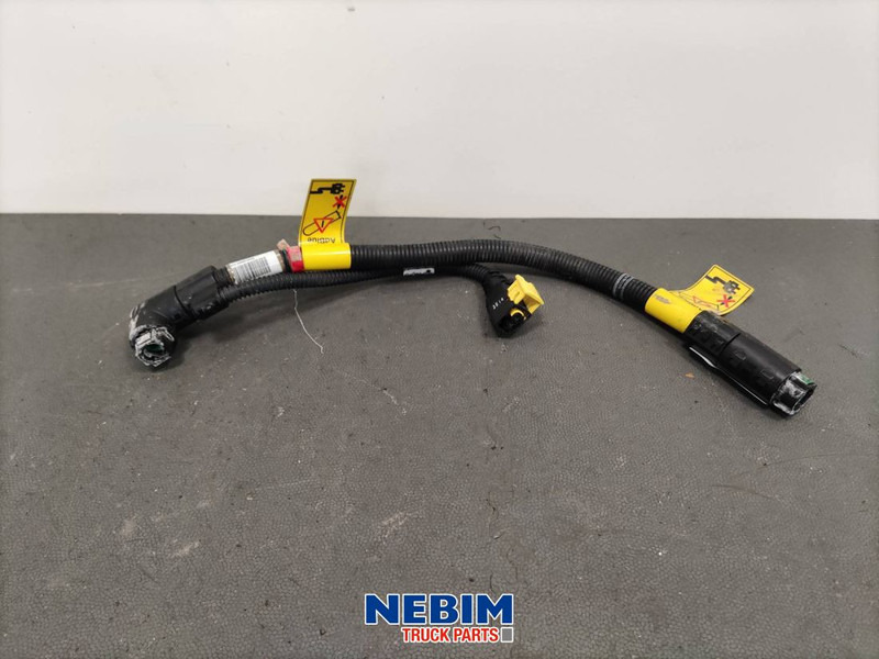 Volvo Volvo - 22330354 - Adblue slang - Spare parts for Truck: picture 1 Volvo Volvo - 22330354 - Adblue slang - Spare parts for Truck: picture 1