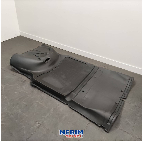 Volvo Volvo - 82174762 - Vloermat cabine - Spare parts for Truck: picture 1 Volvo Volvo - 82174762 - Vloermat cabine - Spare parts for Truck: picture 1