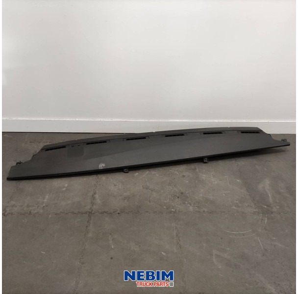 Volvo Volvo - 82425811 - Dashbordpaneel FM - Spare parts for Truck: picture 1 Volvo Volvo - 82425811 - Dashbordpaneel FM - Spare parts for Truck: picture 1