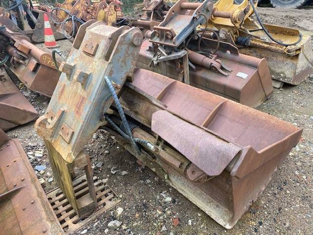 Onbekend (12002580) 2.20 m GLV / ditch cleaning bucket Volvo S2 - Attachment for Construction machinery: picture 1 Onbekend (12002580) 2.20 m GLV / ditch cleaning bucket Volvo S2 - Attachment for Construction machinery: picture 1