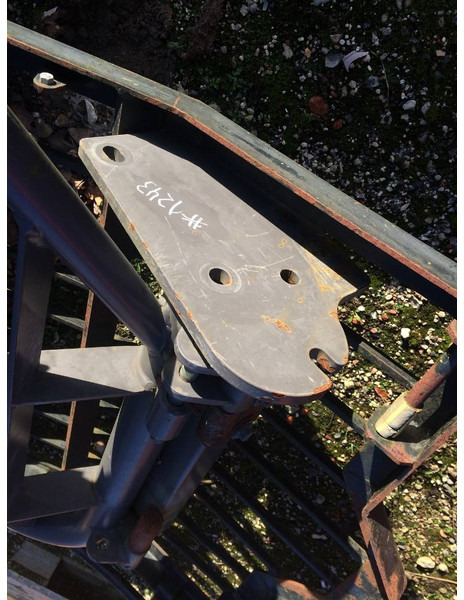 Volvo (1763) 16289618 Heckschutzgitter / rear protection - Attachment for Construction machinery: picture 3 Volvo (1763) 16289618 Heckschutzgitter / rear protection - Attachment for Construction machinery: picture 3