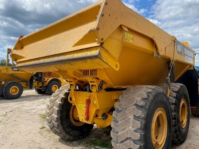 Lease a Volvo A 25 G MIETE / RENTAL (12001045) Volvo A 25 G MIETE / RENTAL (12001045): picture 16