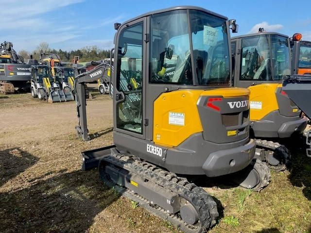 Volvo ECR 35 D MIETE / RENTAL (12002078) - Mini excavator: picture 2 Volvo ECR 35 D MIETE / RENTAL (12002078) - Mini excavator: picture 2