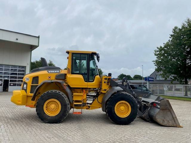 Wheel loader Volvo L 70 H MIETE / RENTAL (12005472): picture 6