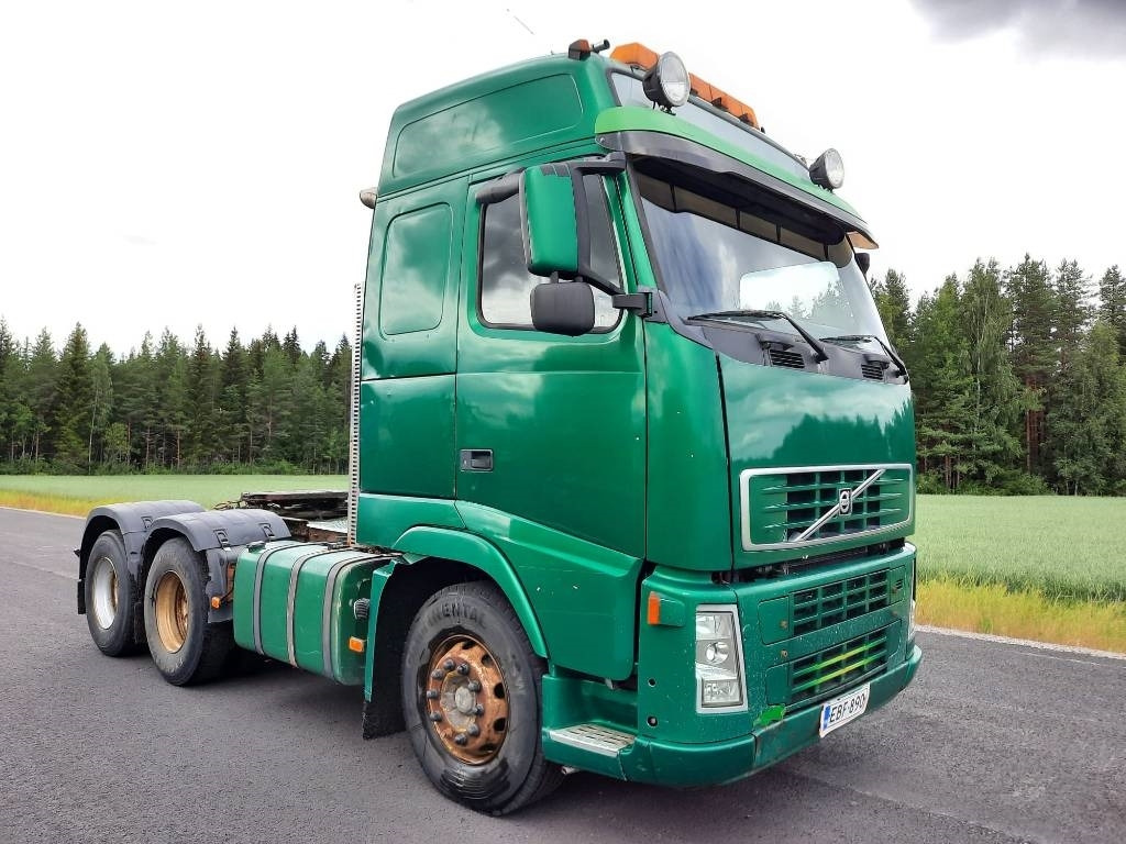 Volvo FH12 460 - Tractor unit: picture 2 Volvo FH12 460 - Tractor unit: picture 2
