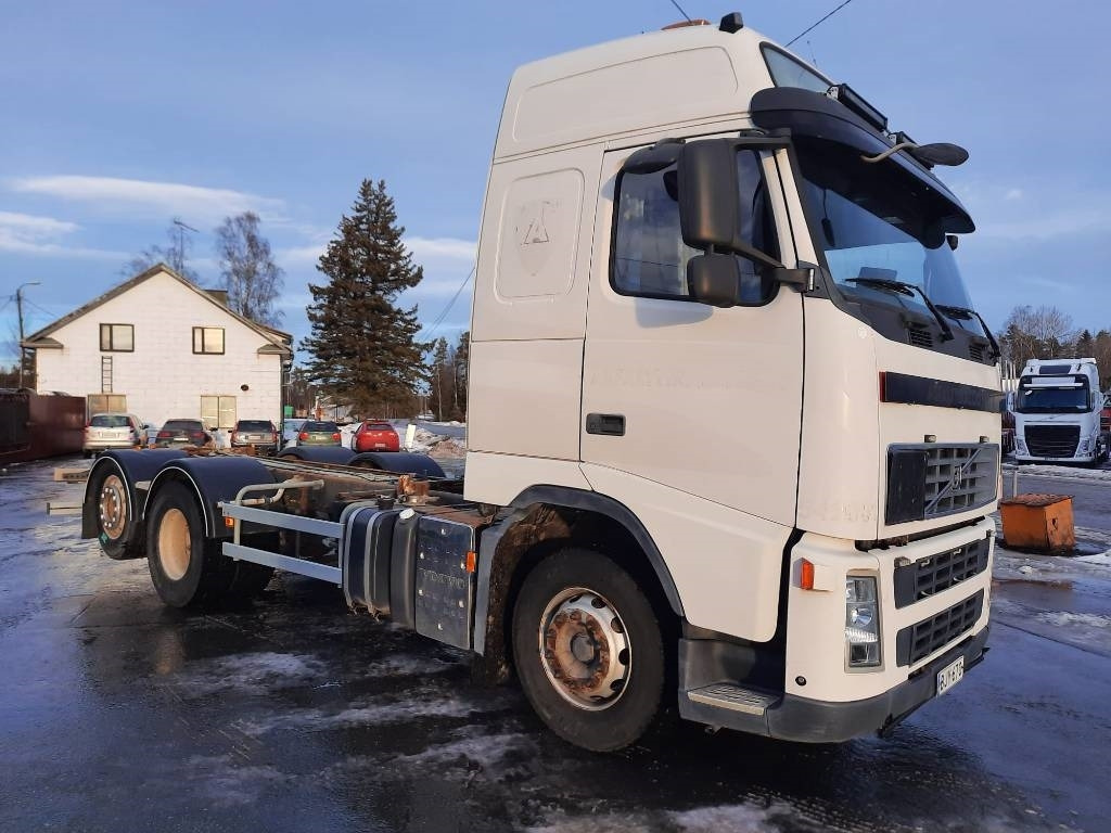 Volvo FH 13 440 - Cab chassis truck: picture 2 Volvo FH 13 440 - Cab chassis truck: picture 2