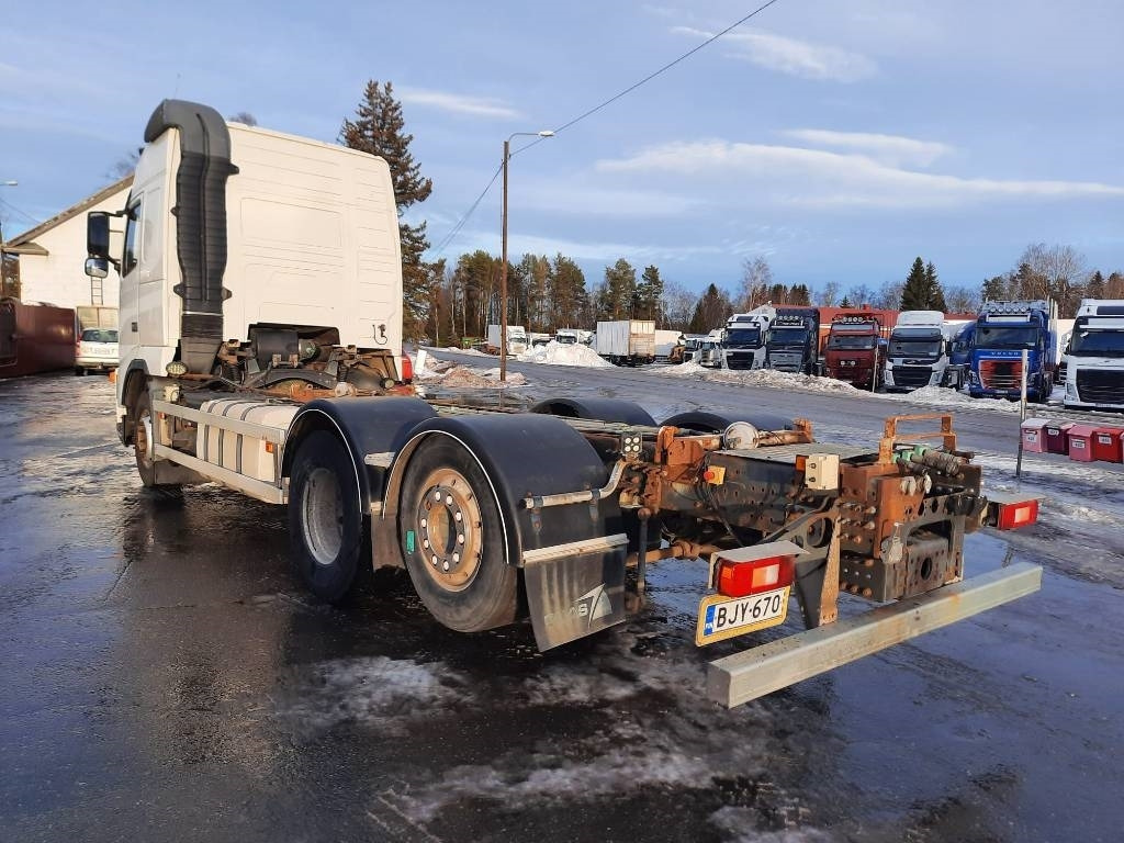 Volvo FH 13 440 - Cab chassis truck: picture 3 Volvo FH 13 440 - Cab chassis truck: picture 3