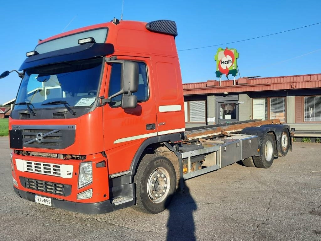 Volvo FM-11 - Container transporter/ Swap body truck: picture 1 Volvo FM-11 - Container transporter/ Swap body truck: picture 1