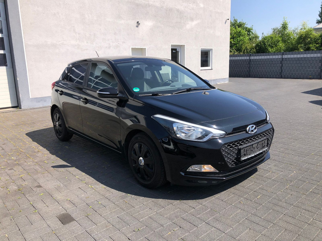 Hyundai i20 1.4 CRDi Trend, Euro 6 - Sedan: picture 1 Hyundai i20 1.4 CRDi Trend, Euro 6 - Sedan: picture 1