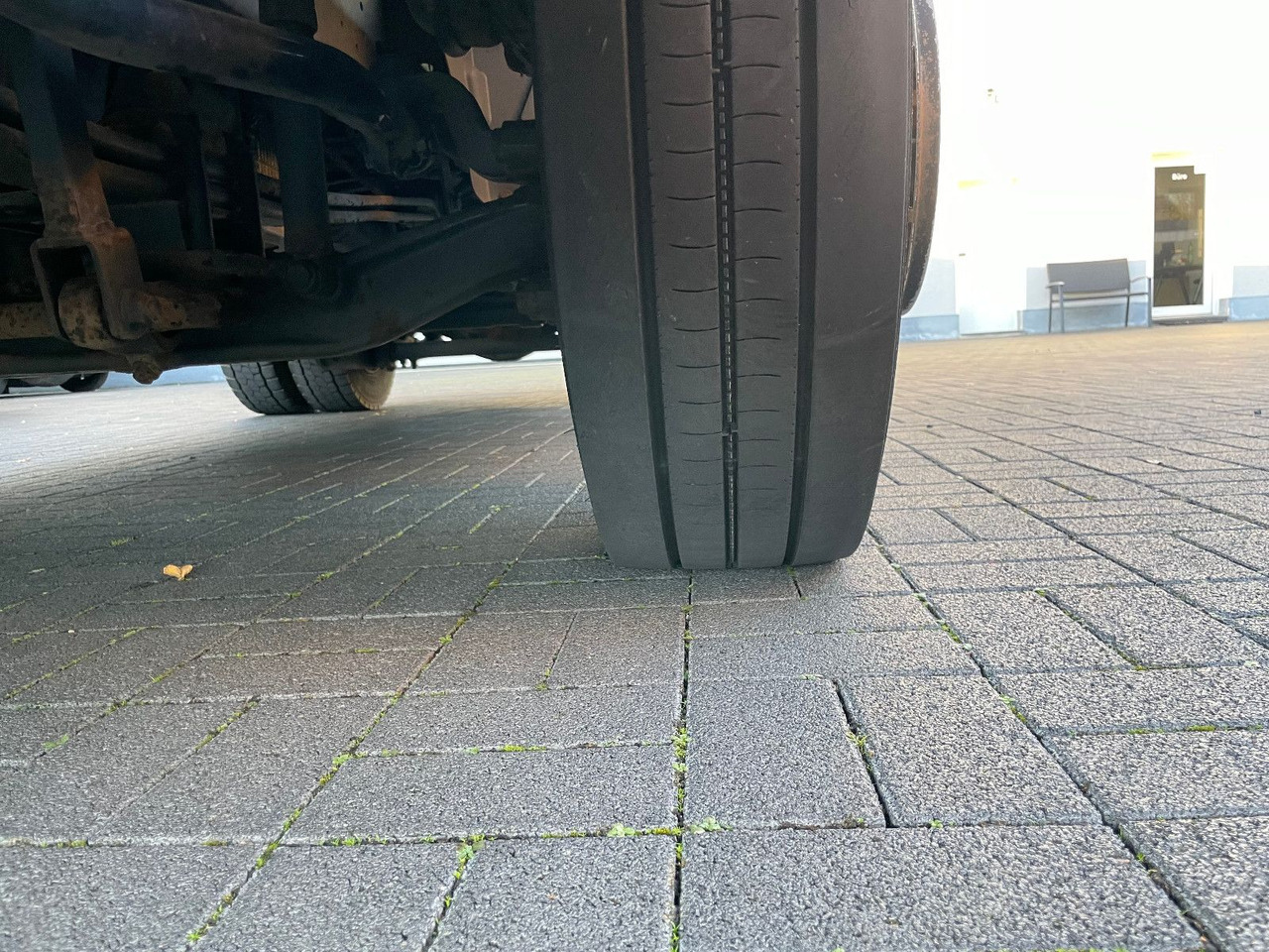 Box truck Mercedes-Benz Atego 2 6-Zyl. 4x2 1224 Klima, Radstand: 3.56m.: picture 13 Box truck Mercedes-Benz Atego 2 6-Zyl. 4x2 1224 Klima, Radstand: 3.56m.: picture 13