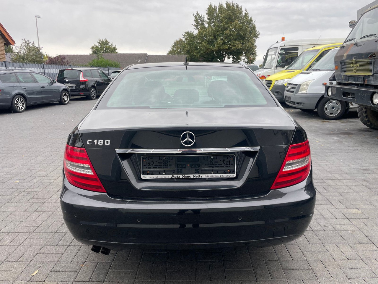 Sedan Mercedes-Benz C 180 C -Klasse Lim. C 180 CGI BlueEfficiency: picture 6