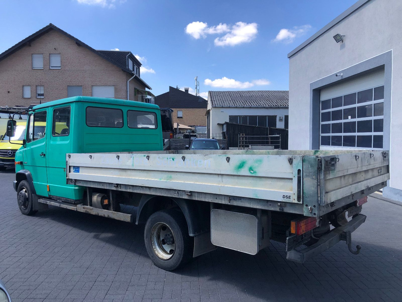 Mercedes-Benz Vario 818 D, DoKa - Flatbed van, Combi van: picture 5 Mercedes-Benz Vario 818 D, DoKa - Flatbed van, Combi van: picture 5