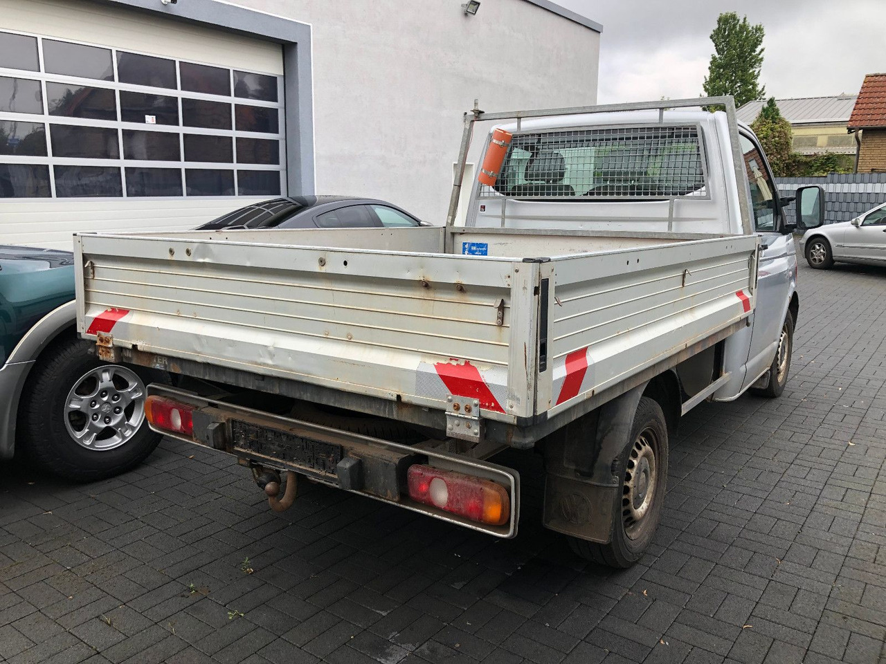 Volkswagen T5 1.9 TDI Transporter Pritsche - Flatbed van: picture 4 Volkswagen T5 1.9 TDI Transporter Pritsche - Flatbed van: picture 4