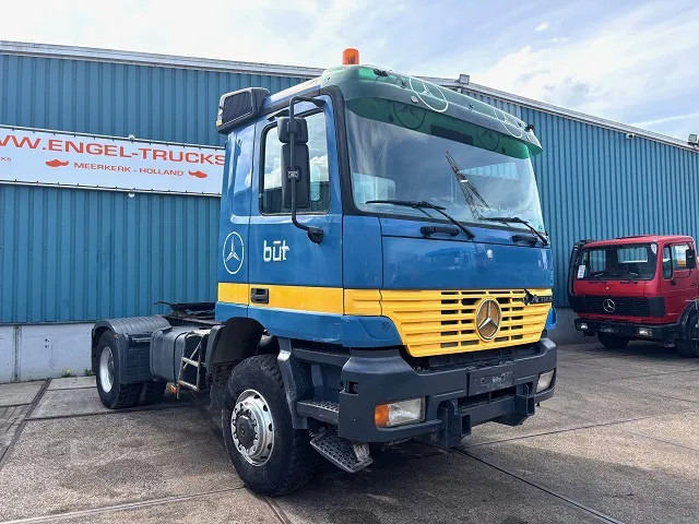 Mercedes-Benz Actros 2040 AS 4x4 FULL STEEL SUSPENSION (ZF16 MANUAL GEARBOX / FULL STEEL SUSPENSION / REDUCTION AXLES / AIRCONDITIONING) - Tractor unit: picture 2 Mercedes-Benz Actros 2040 AS 4x4 FULL STEEL SUSPENSION (ZF16 MANUAL GEARBOX / FULL STEEL SUSPENSION / REDUCTION AXLES / AIRCONDITIONING) - Tractor unit: picture 2