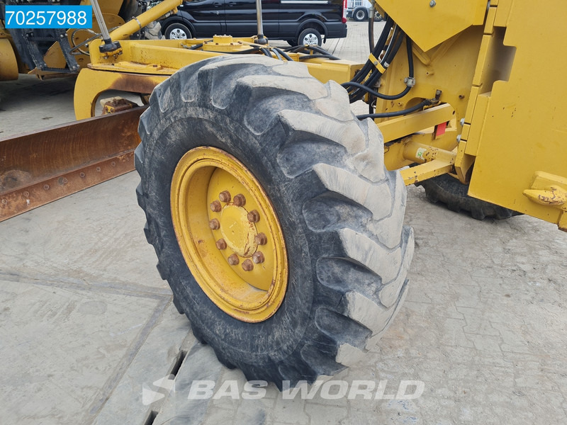 Grader Caterpillar 140M: picture 17
